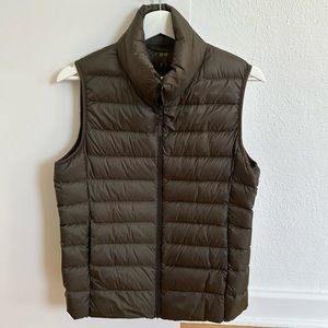 Uniqlo Down Puffer Vest